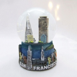 Wholesale custom America snow globe Souvenir Gift Resin San Francisco Snow Globe